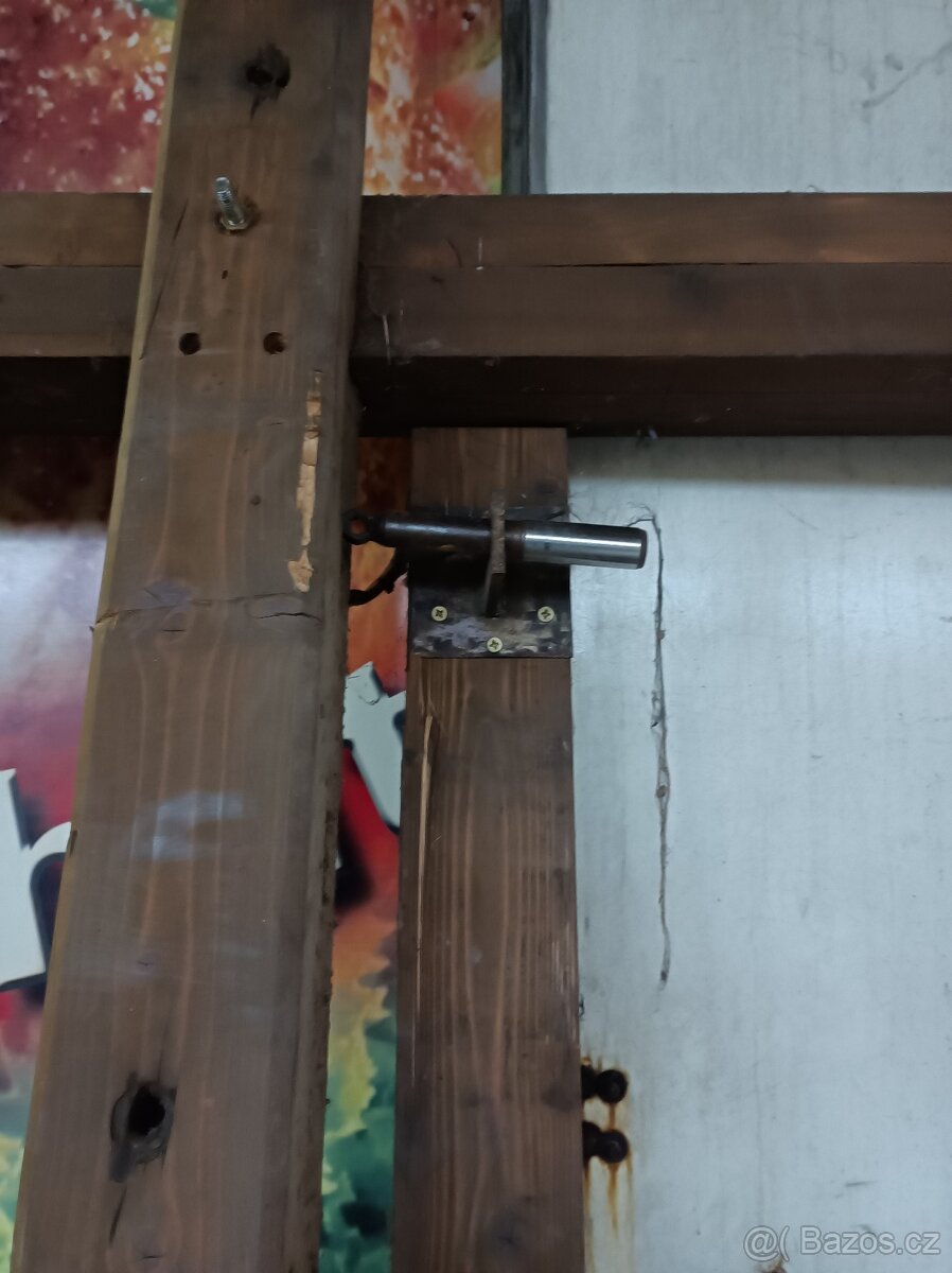 Dřevěná vrata - 2