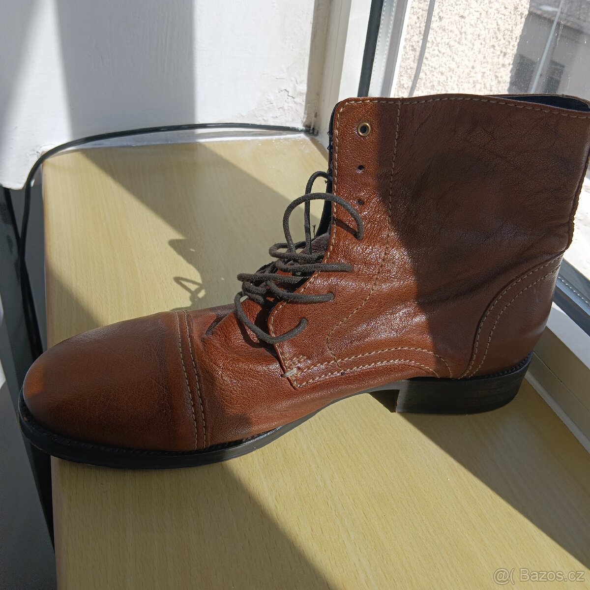 Kotníkové boty RESERVED - 2