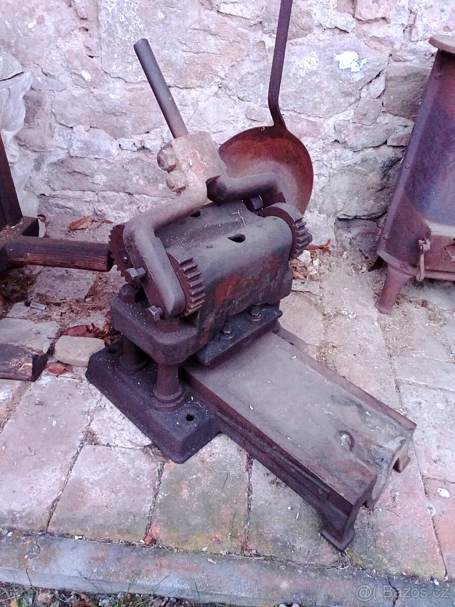 Lis - 2