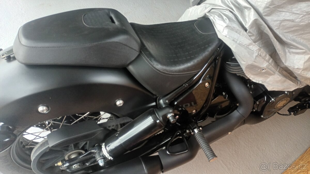 Indian chief bobber dark horse - 2