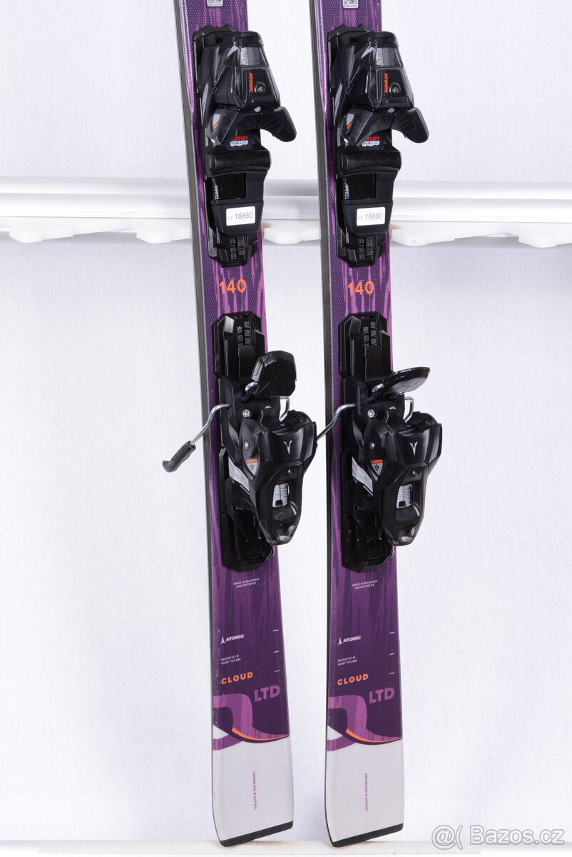 Použité dámské lyže ATOMIC CLOUD Q LTD 2023 - 2