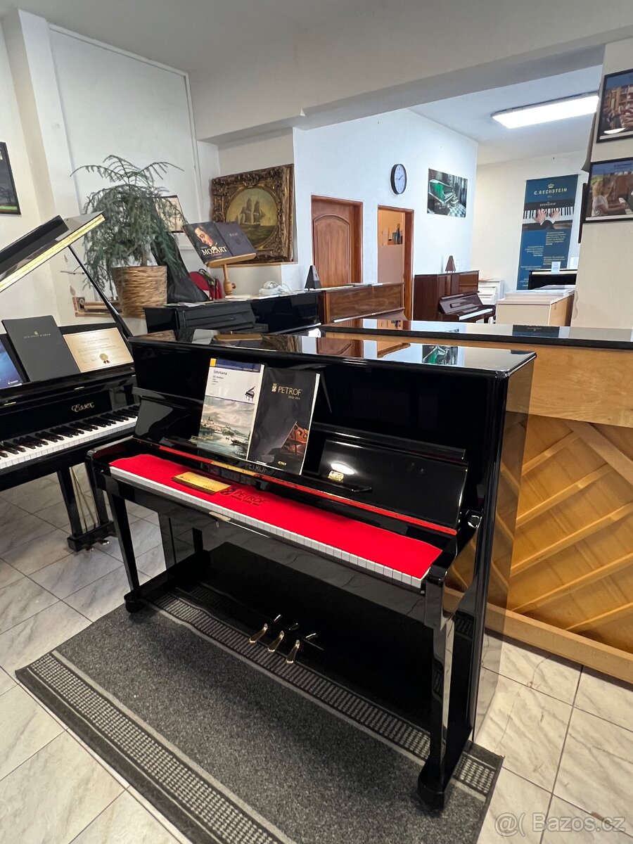 Pianino Petrof opus. 605590 r.v 2006 se zárukou 5 let. - 2