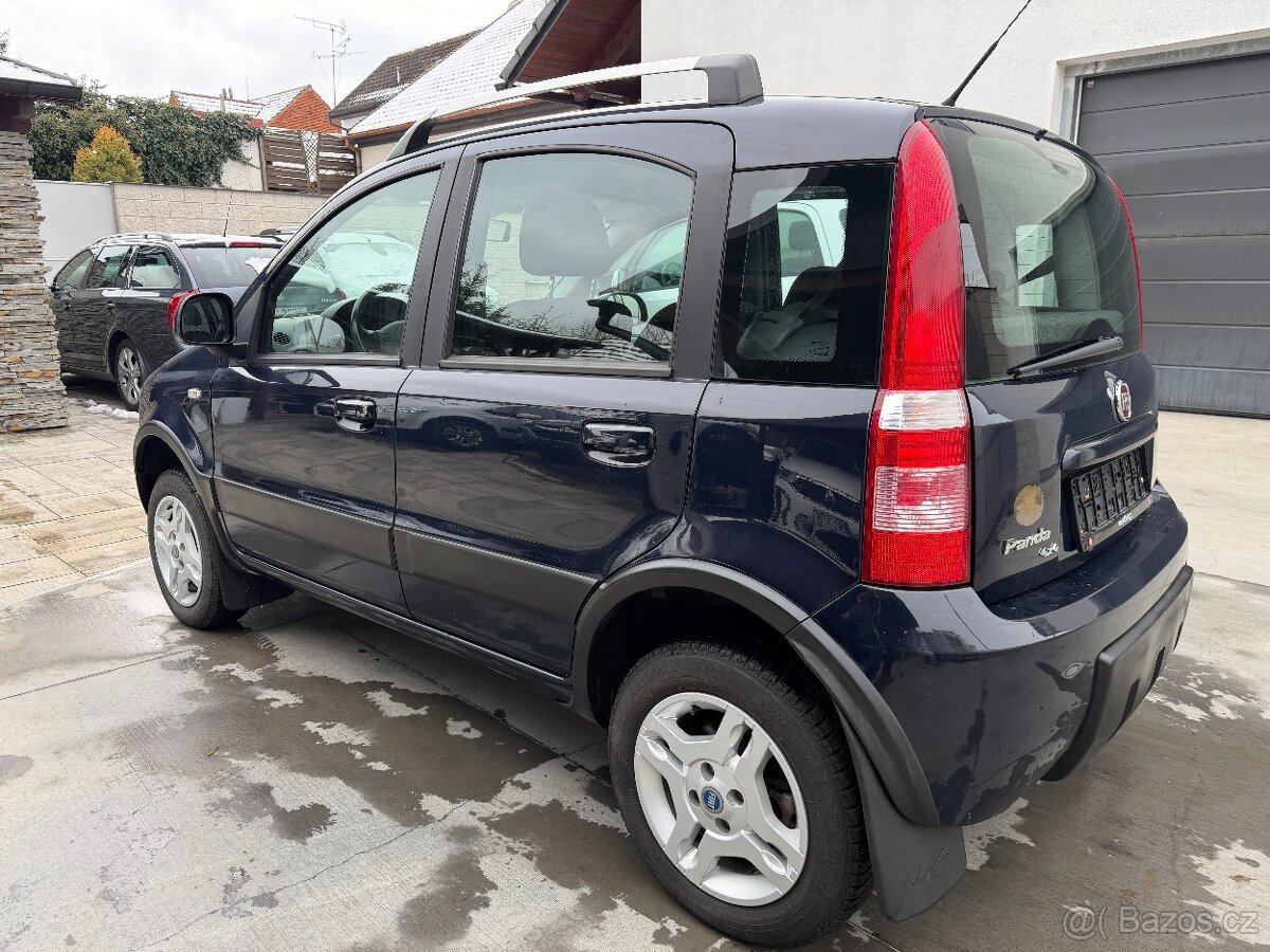 Fiat Panda 1.2 51kw 4X4 1Majit. klima 2011 Servis bez koroze - 2