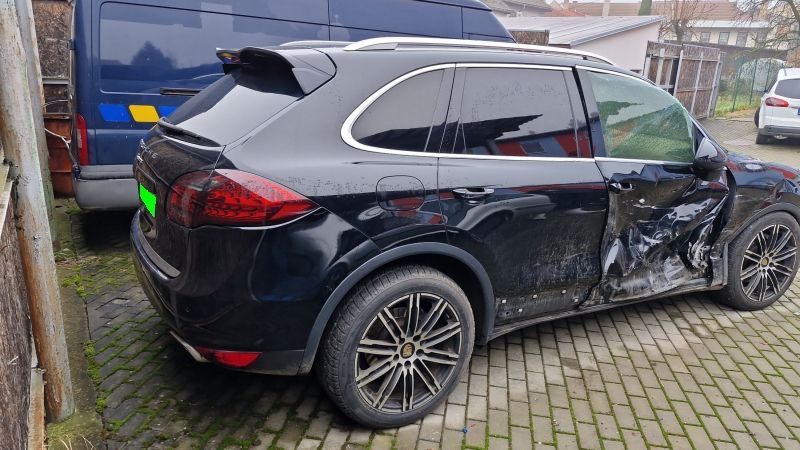 Porsche Cayenne 3.0TDI 180KW CRCA A5904 L041 r.v.2012 - 2