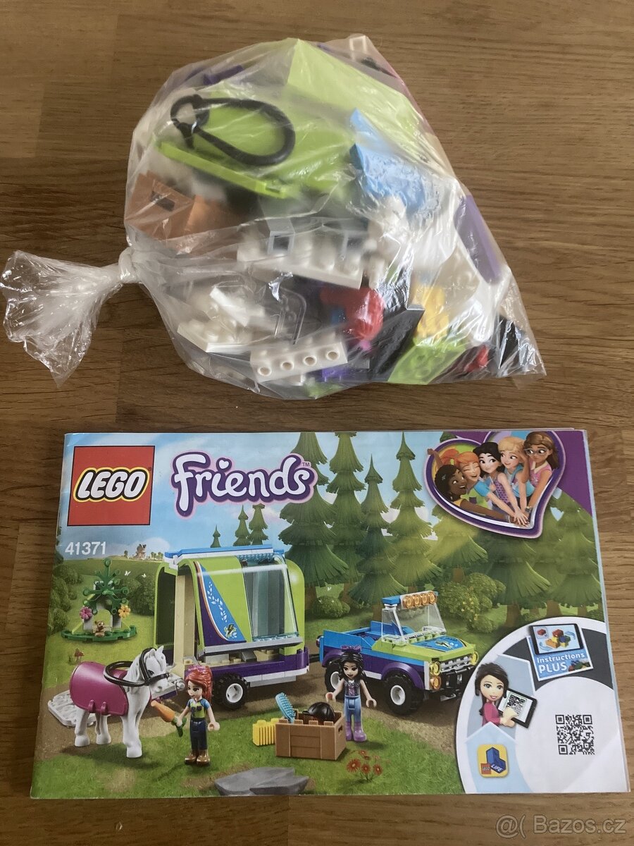 Lego Friends 41371 - Mia a přívěs pro koně - 2
