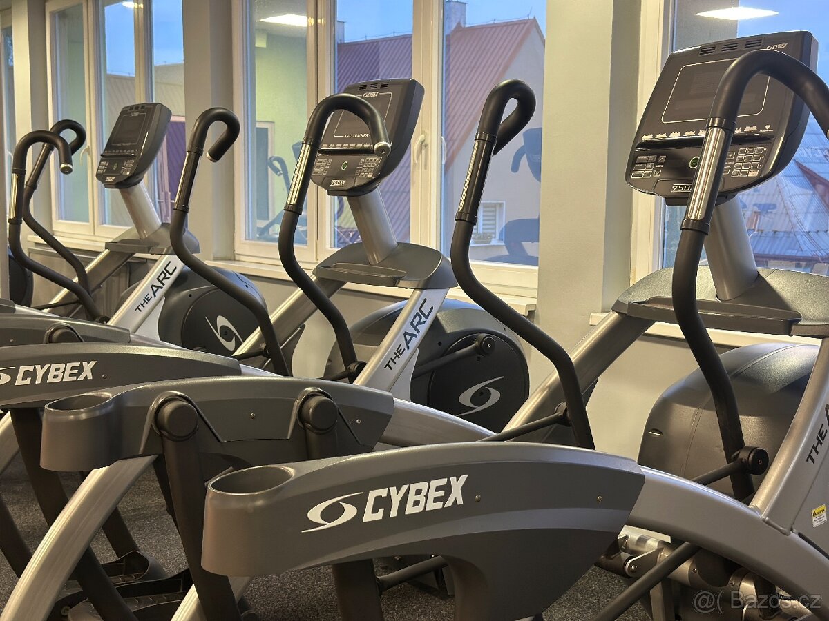 Eliptický trenažér CYBEX - 2