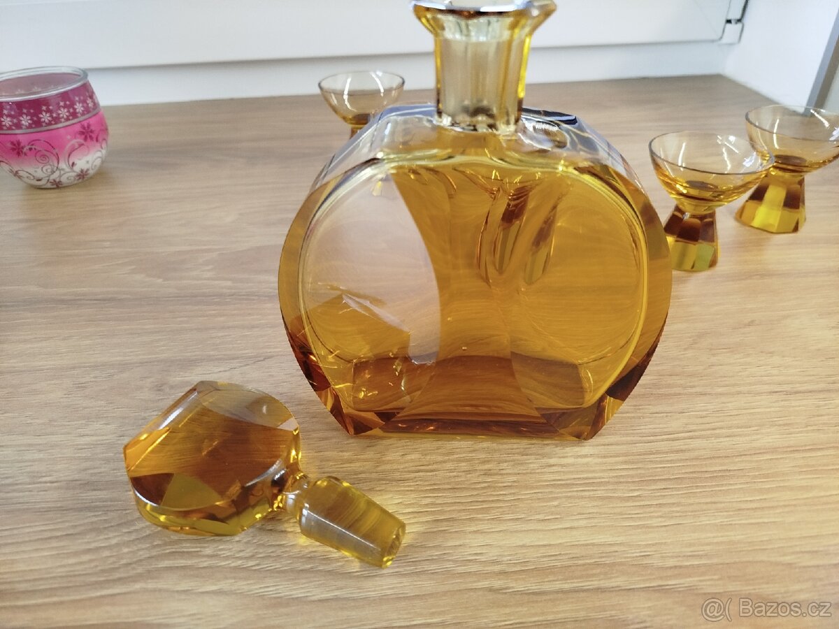 Art Deco karafa na koňak 45 let stará - 2