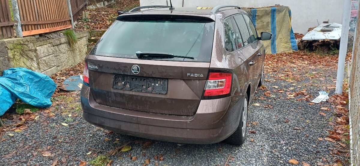 ŠKODA Fabia 3, 1.2Tsi 81KW rok 2015 STYLE TK 11/27 - 2