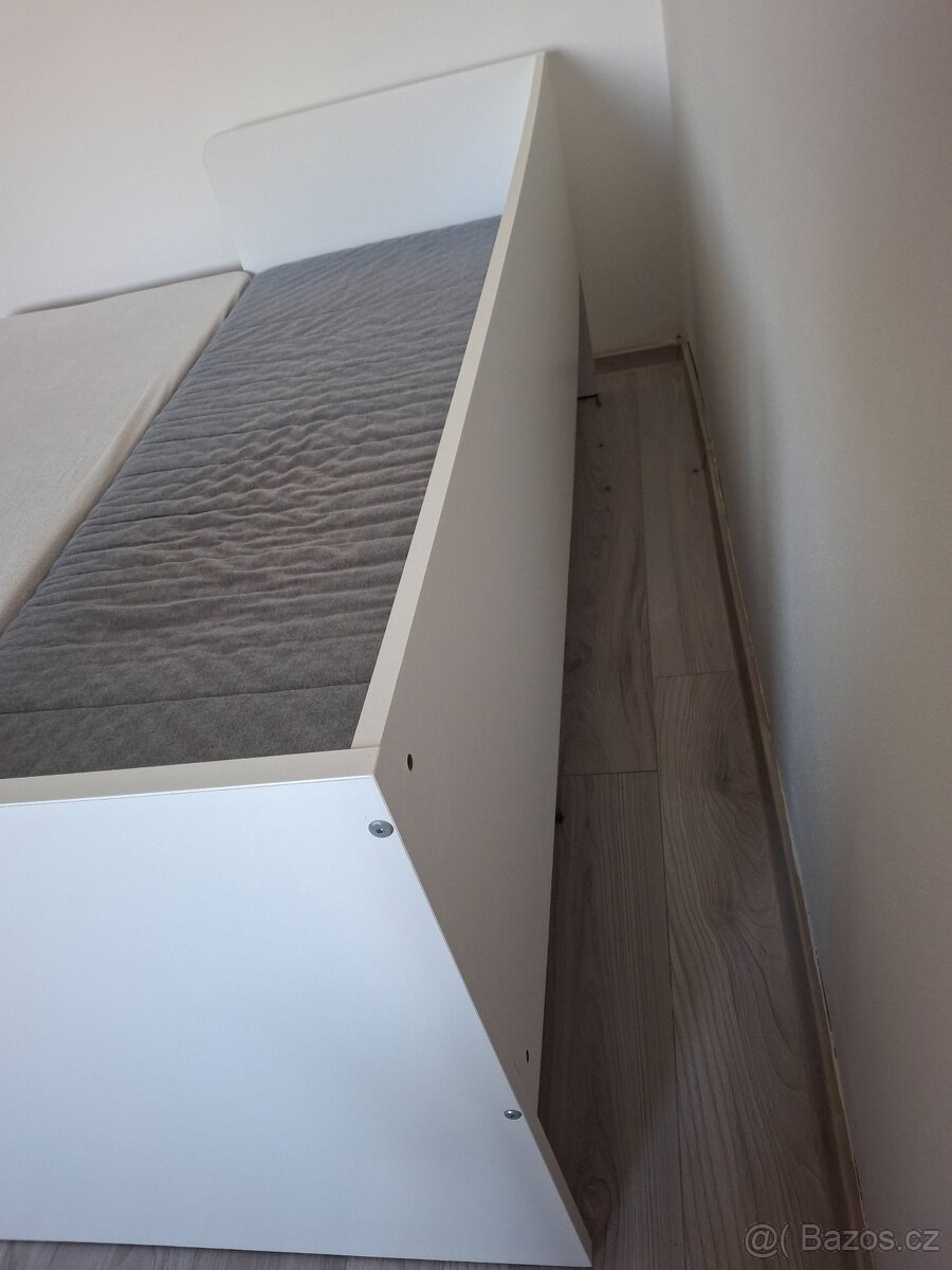 Rozkládací postel s matrací - 2