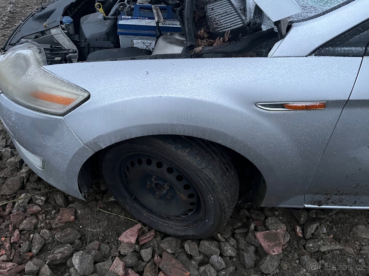 Mondeo mk 4 blatnik kapota naraznik - 2