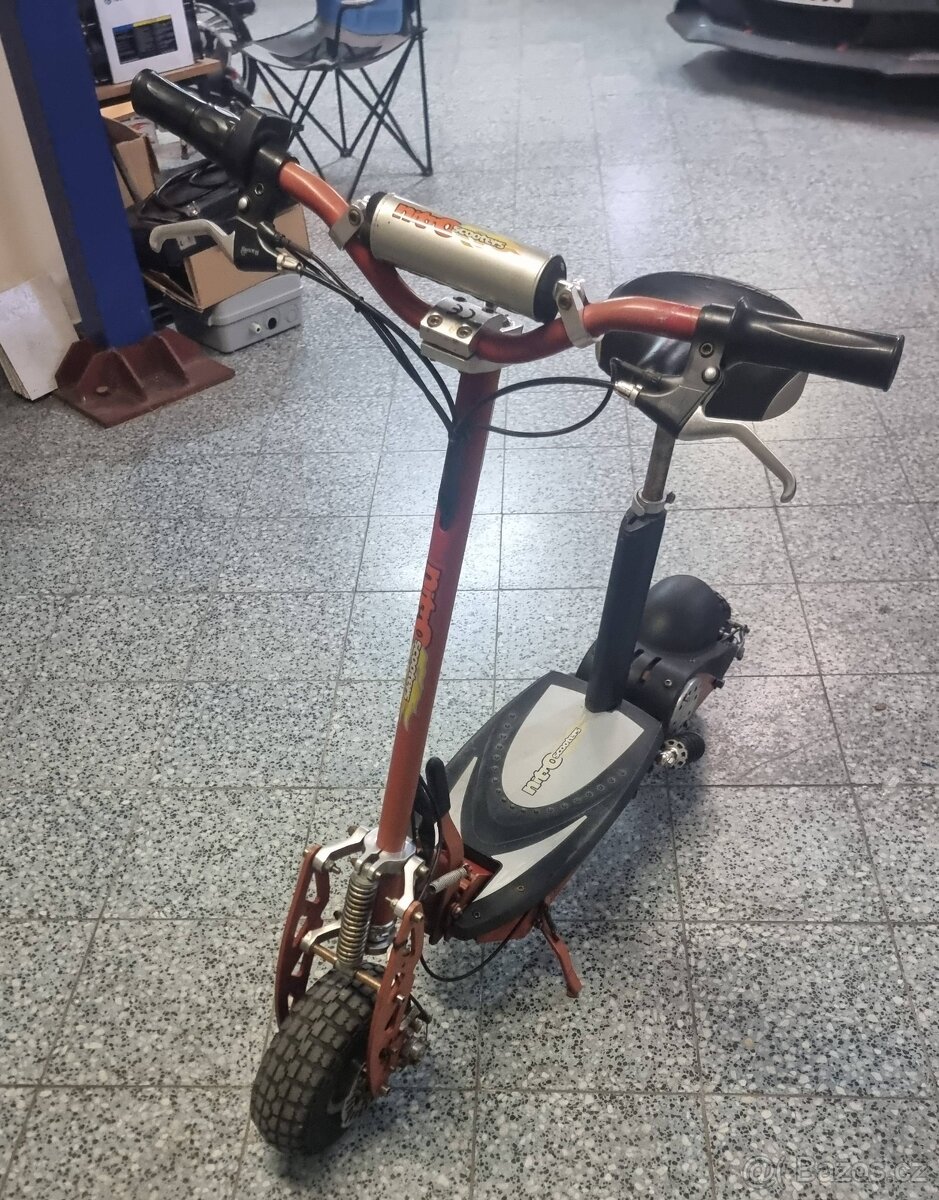 Prodám elektrokoloběžku Nitro Scooters + jednu na ND - 2