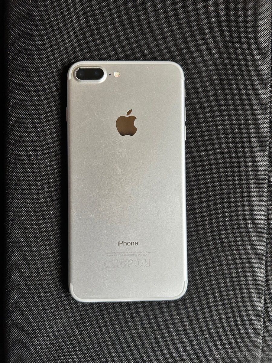 Použitá sada iPhonů - 2