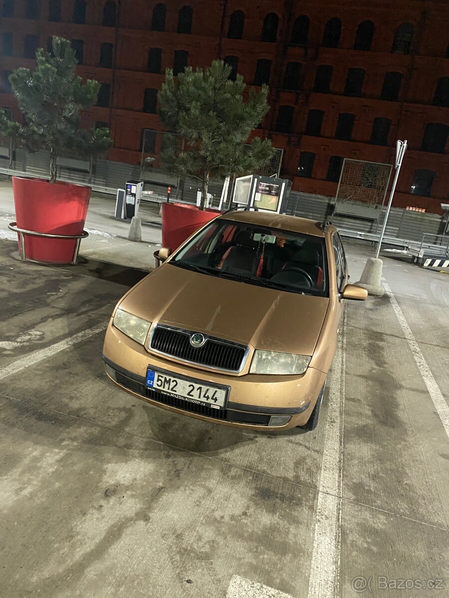 Škoda Fabia 1.4 benzín Elegance Kombi - 2