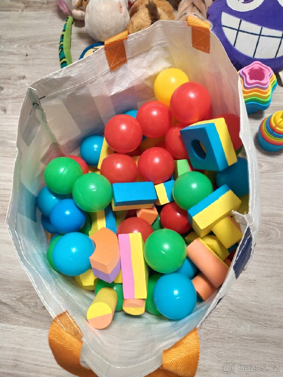 Hračky po synovi - 2