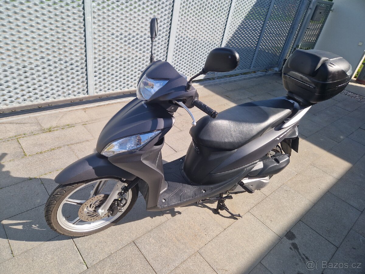 Prodám Honda Vision 110,  r.2014 - 2