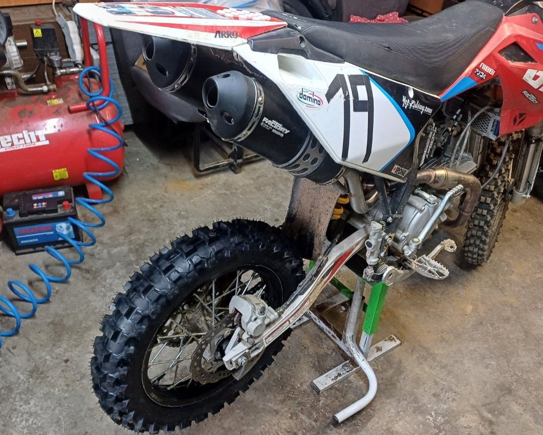 Pitbike ycf bigy factory 160ccm daytona velká kola 17/14