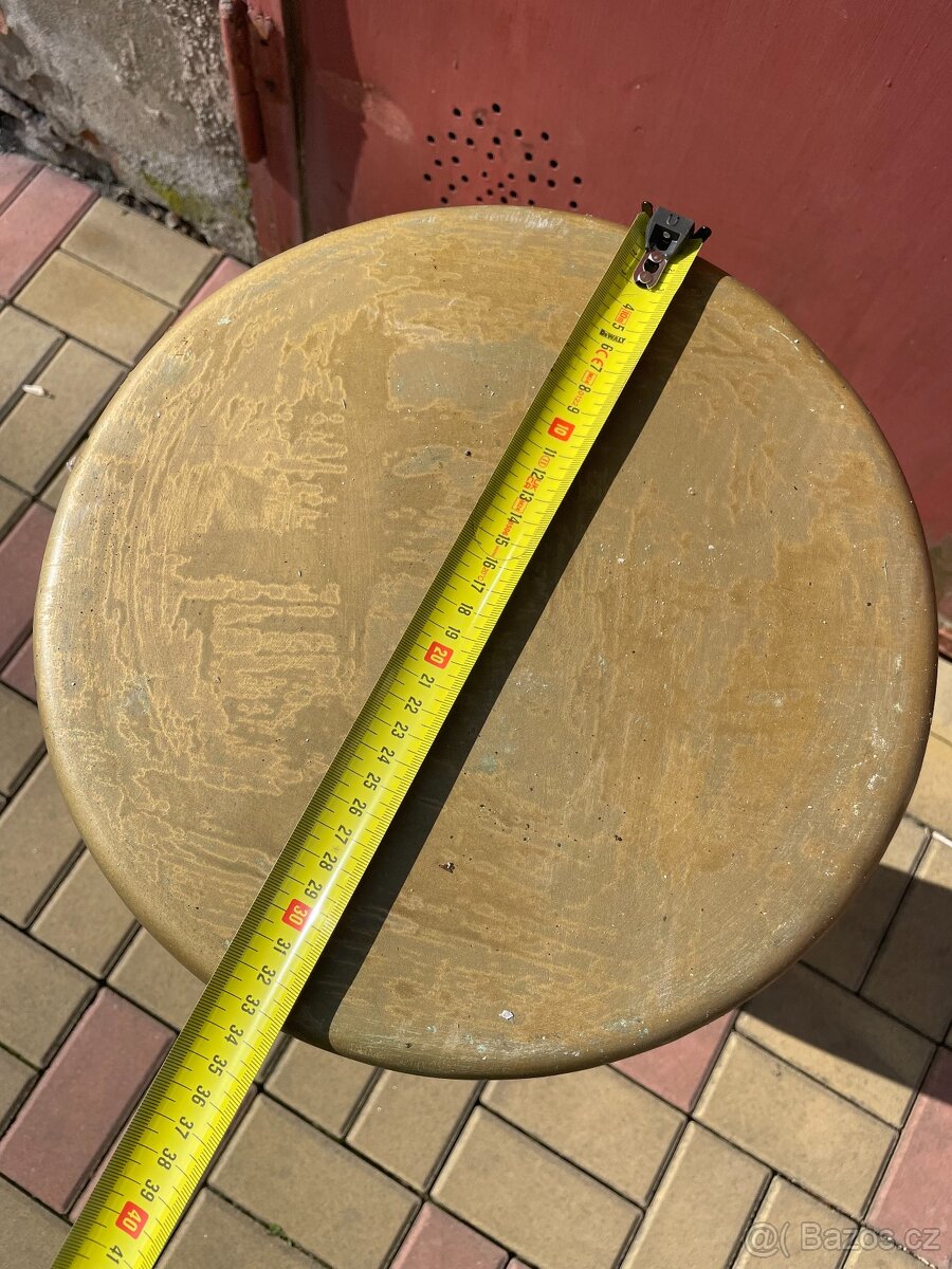 Keramický sloup pod květinu - 2