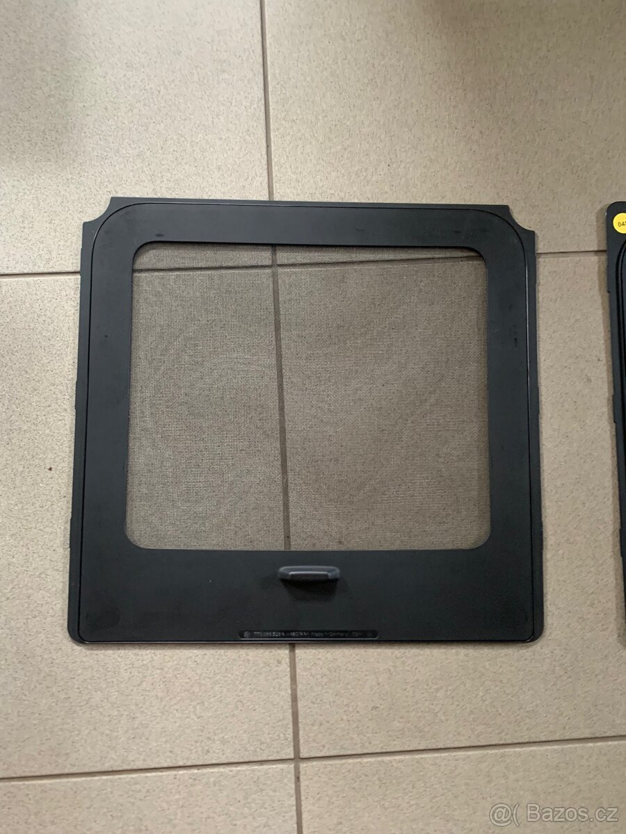 Větrací mřížka pro okno posuvné VW Californie T7 - 2