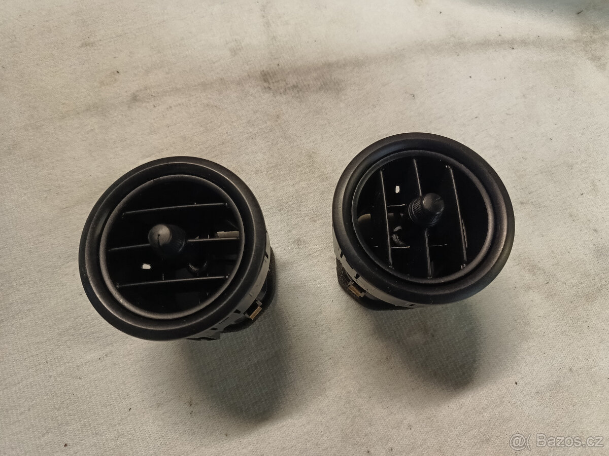 Výdechy topení VITO W447 - originál - 2