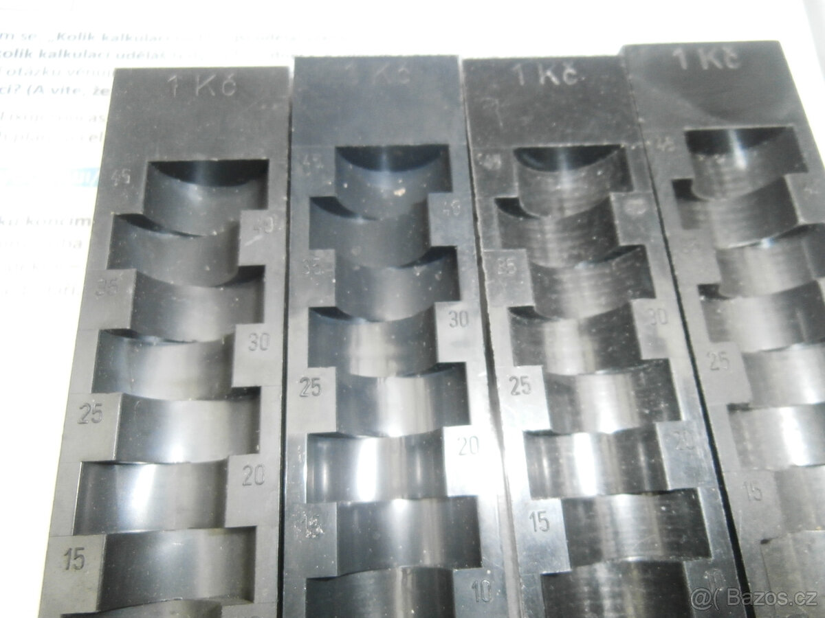 Mincovníky pokladní plastové použité za 300 kč - 2