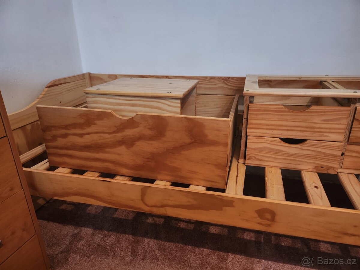 Postel s úložným prostorem a komoda - 2