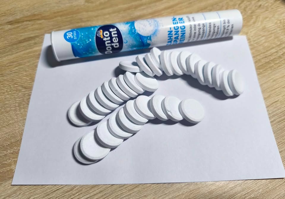 Čisticí tablety na rovnátka Dontodent - 2