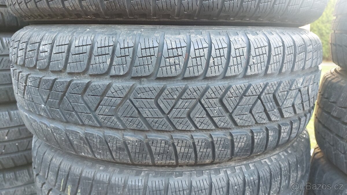 Pneu zimní, 4 ks, rozměr 215/65/17, 99H, zn. PIRELLI - 2