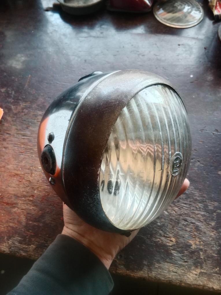 ČZ Předválečná 250, 175 - Originál Chrom Světlo.. - 2