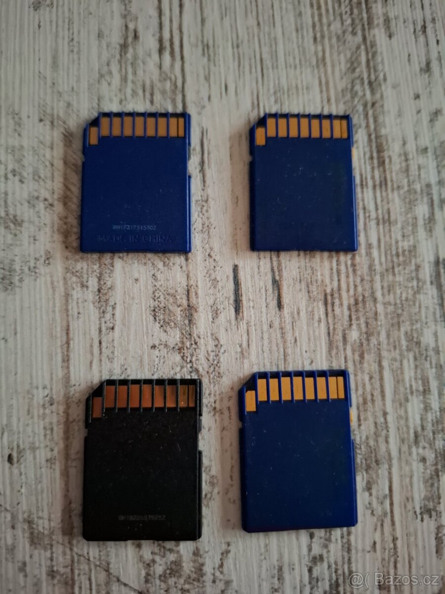 Prodám paměťové SD karty - 2