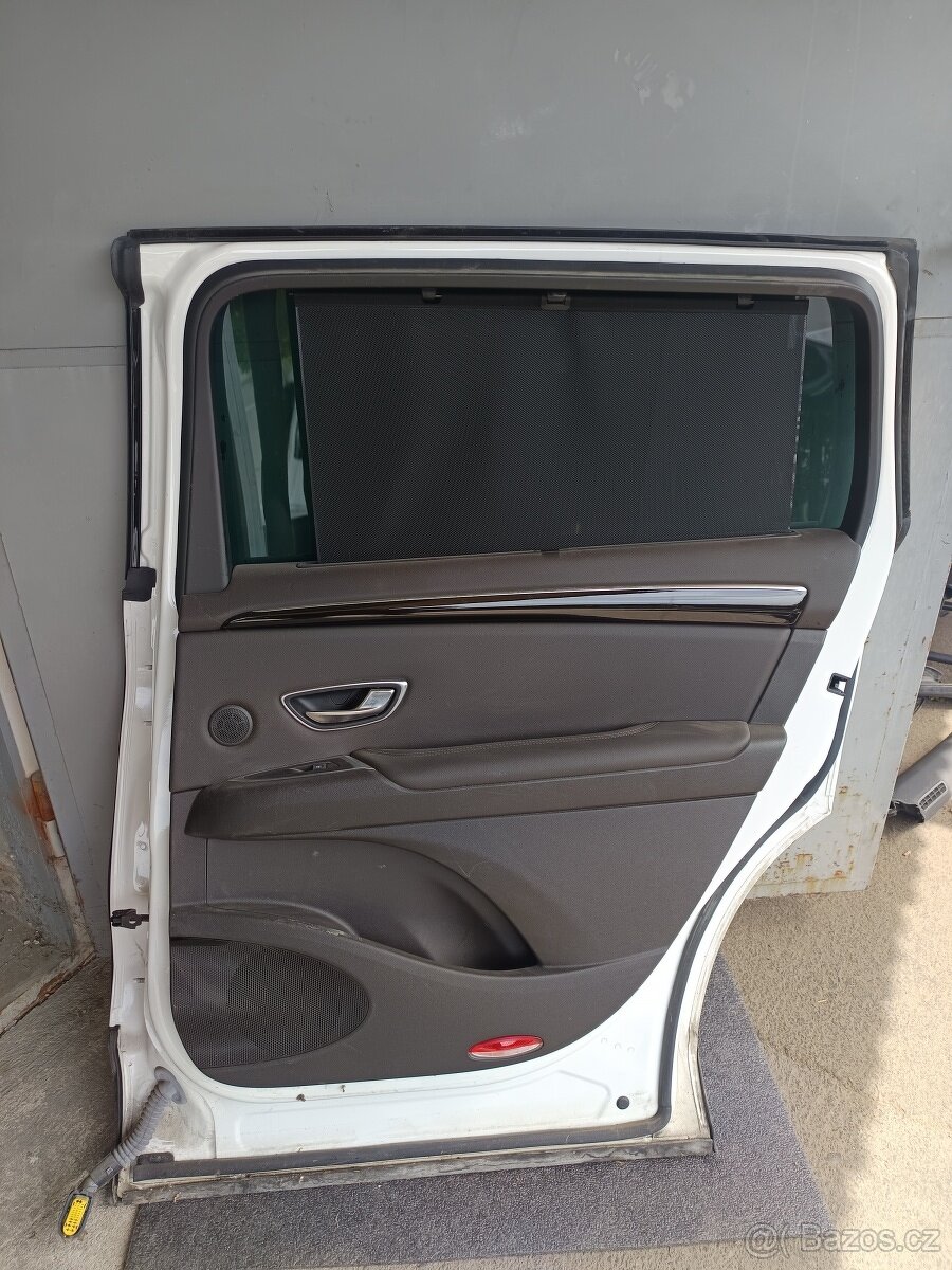 Dveře Espace zadní - 2