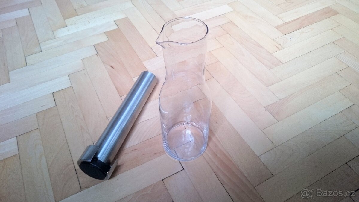 Skleněná karafa na vodu - 2