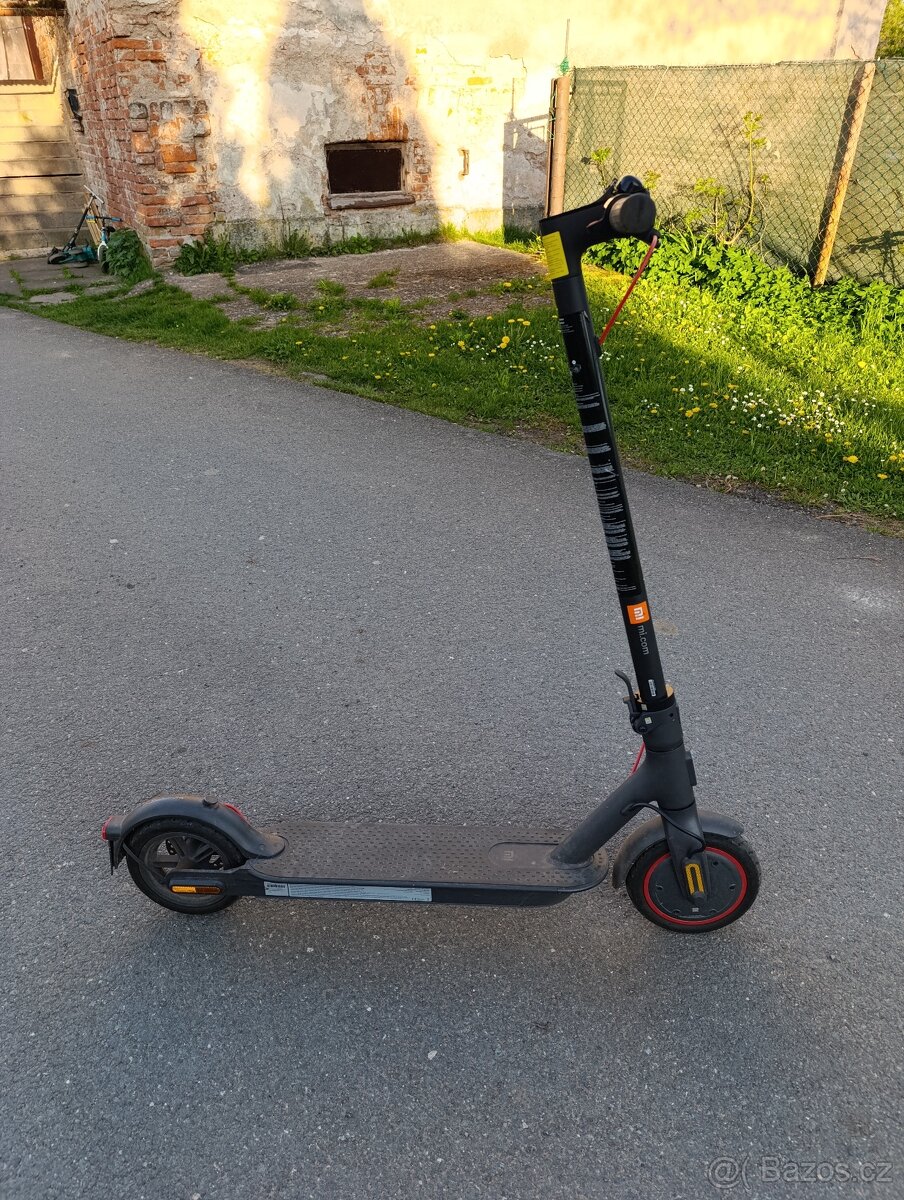 Koloběžka Xiaomi Pro 2 - 2