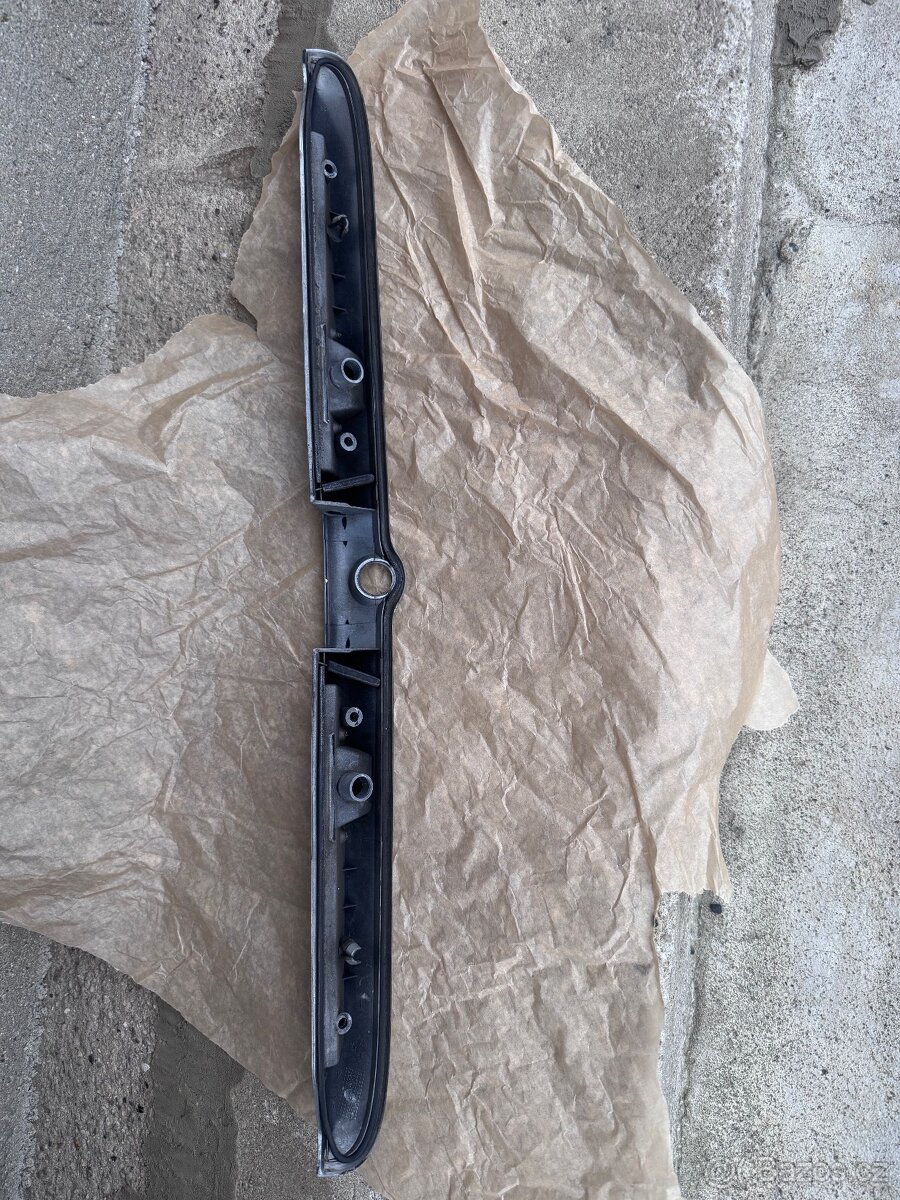 Lišta osvětlení SPZ Octavia 1 - 2