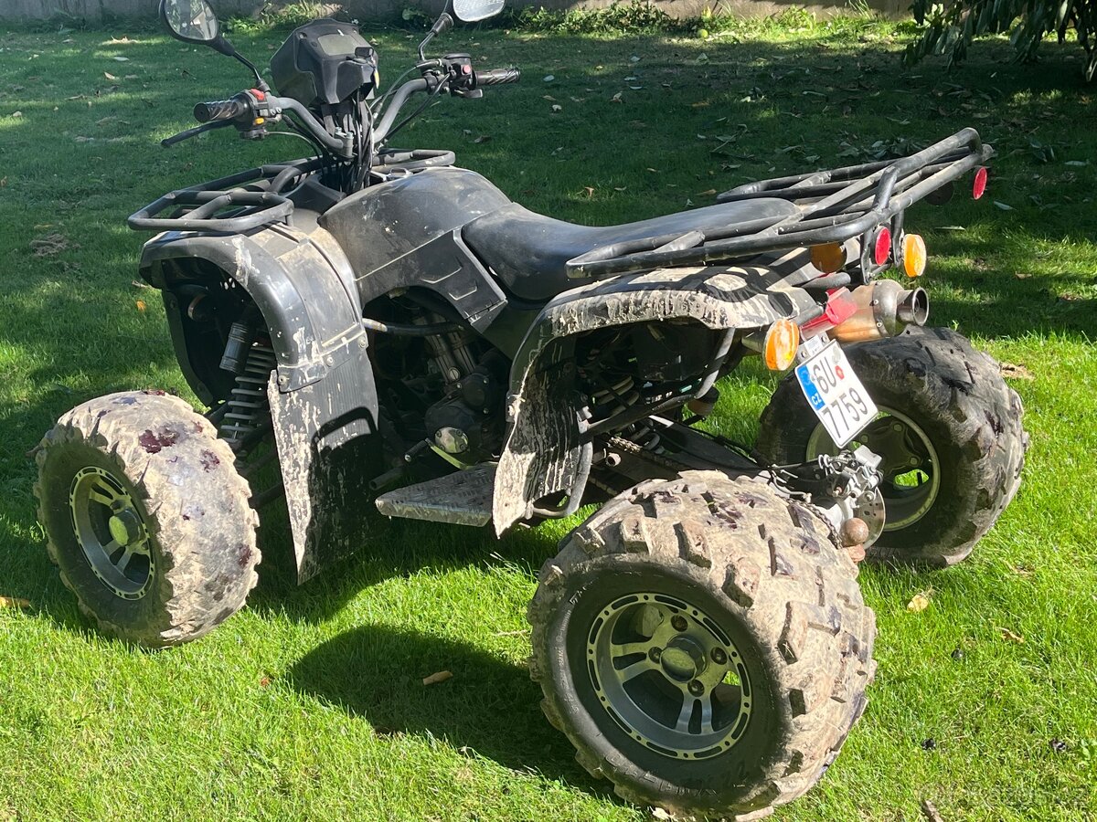 Čtyřkolka 250 Lyda 203 E -ll