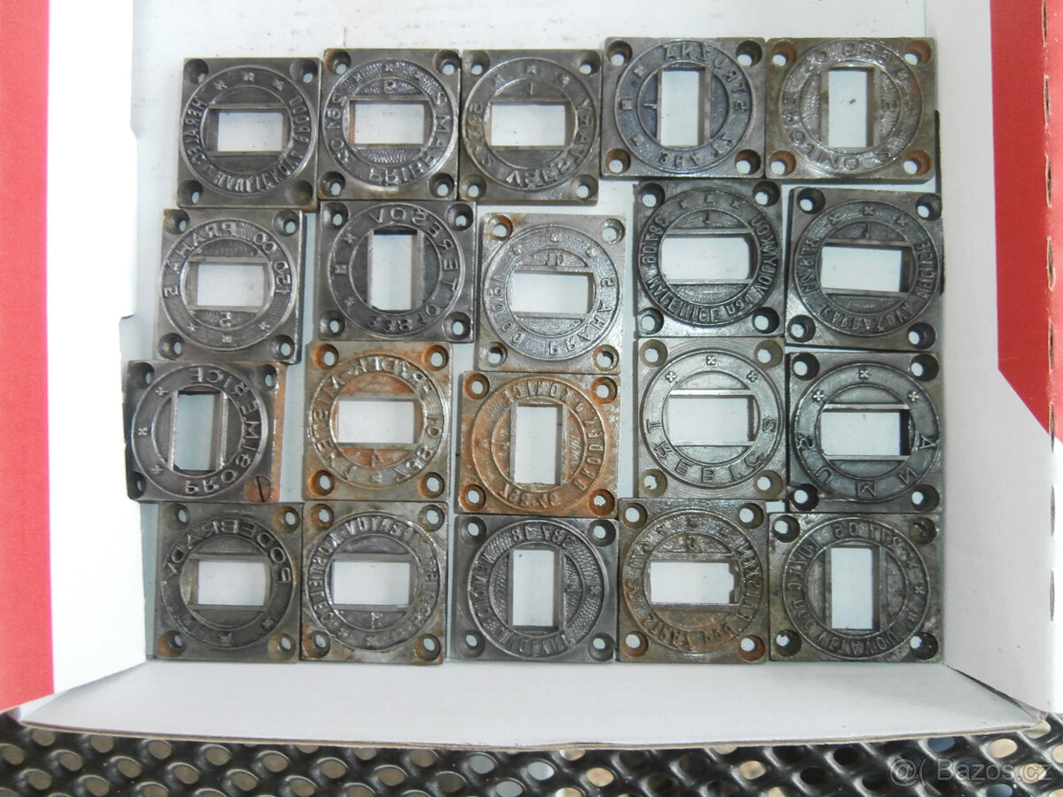 Prodám starší česká poštovní razítka - torza kus za 300 kč - 2