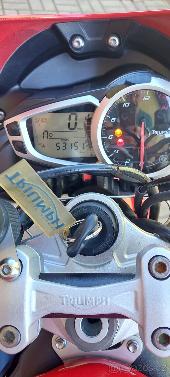 Triumph Speed triple - 2