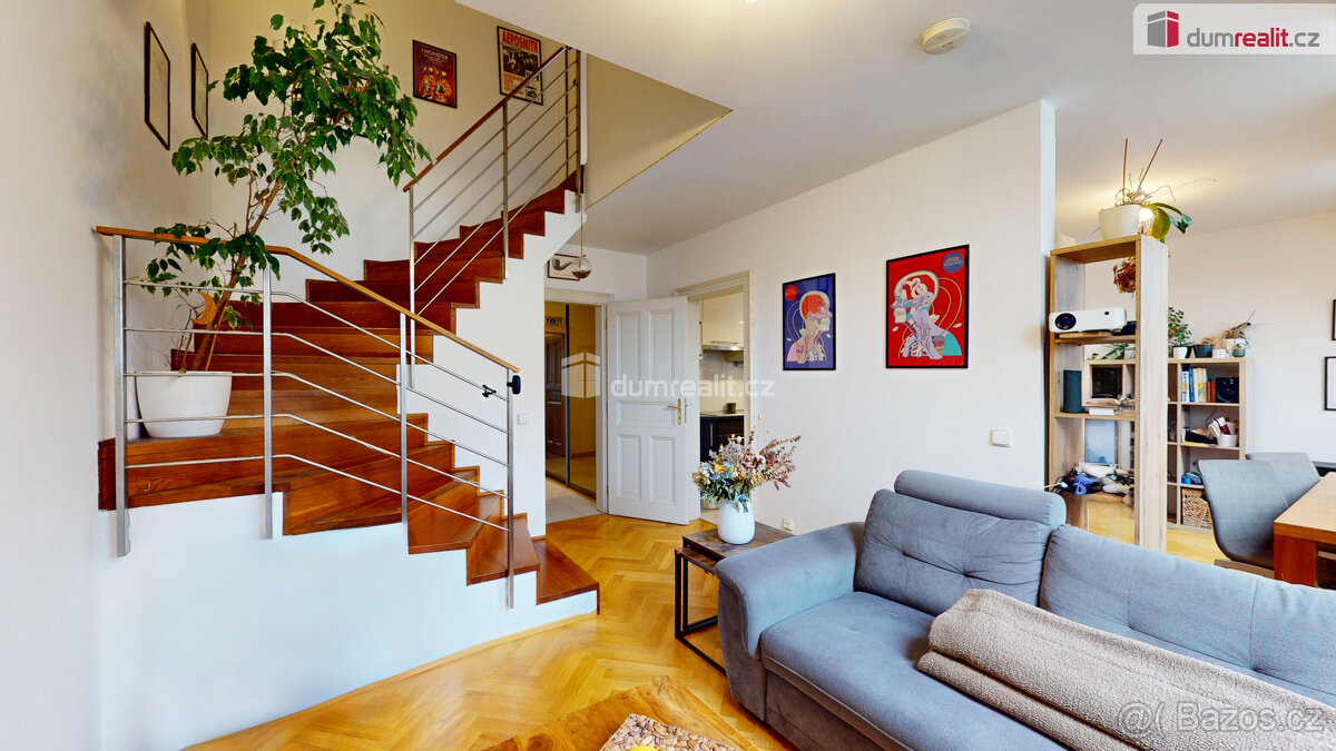 Výjimečný mezonet 5+kk s terasou a výhledem na Prahu - Ulice - 2