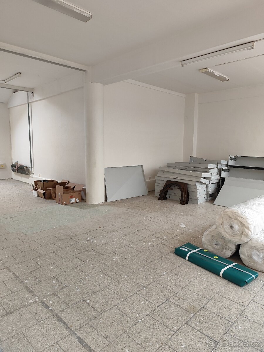 Pronájem , obchodních prostor, Šternberk - 2