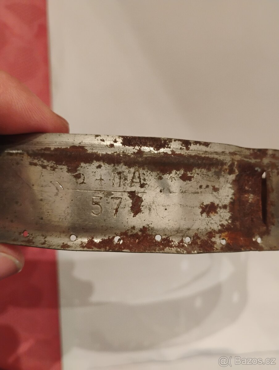 Německé okruží do helmy - 2