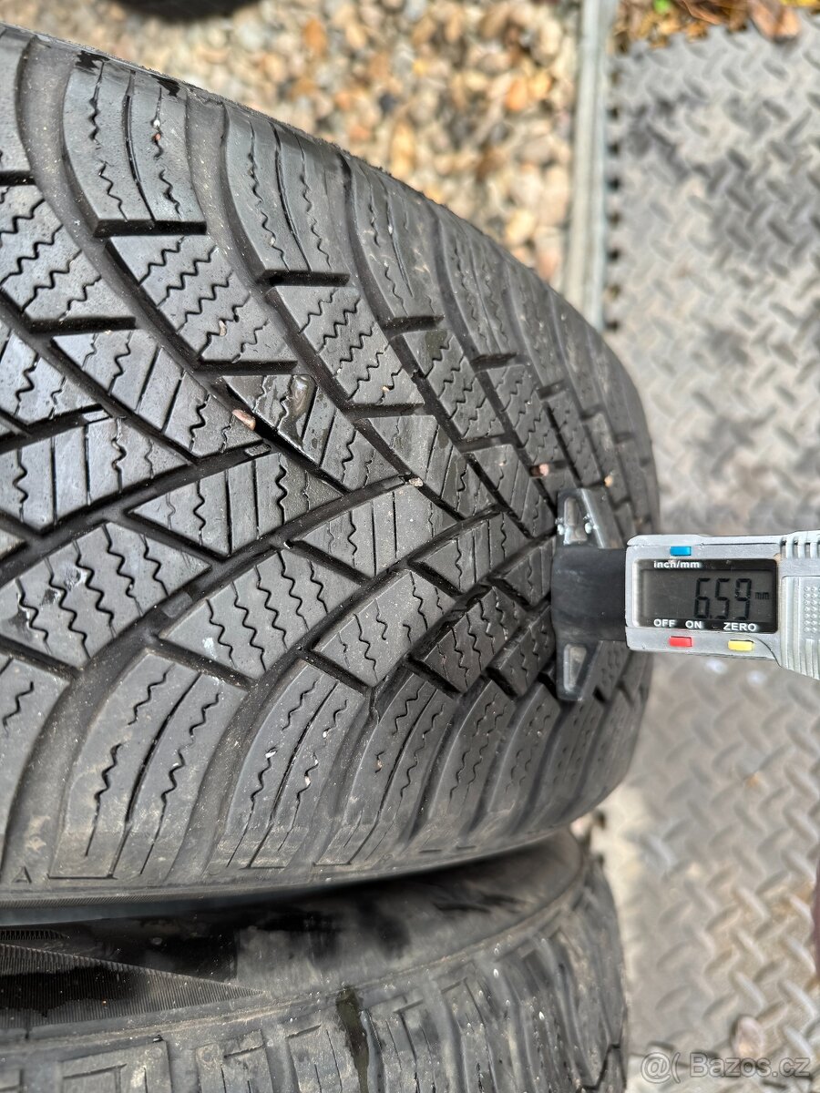 205/60/16 - Nokian celoroční pár pneu - 2