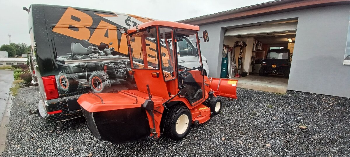 KABINA KUBOTA GR2100 - 2