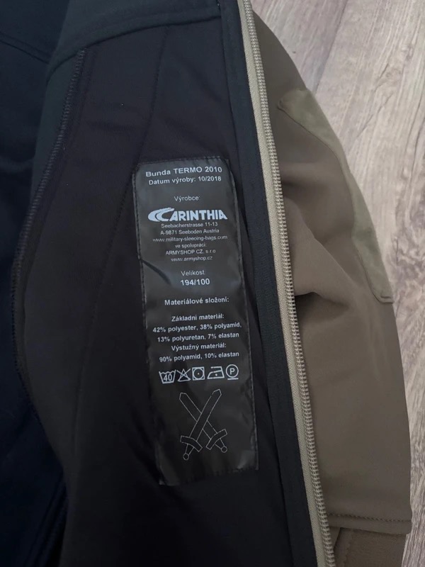 Termo bunda AČR vel 194/100 CARINTHIA - 2