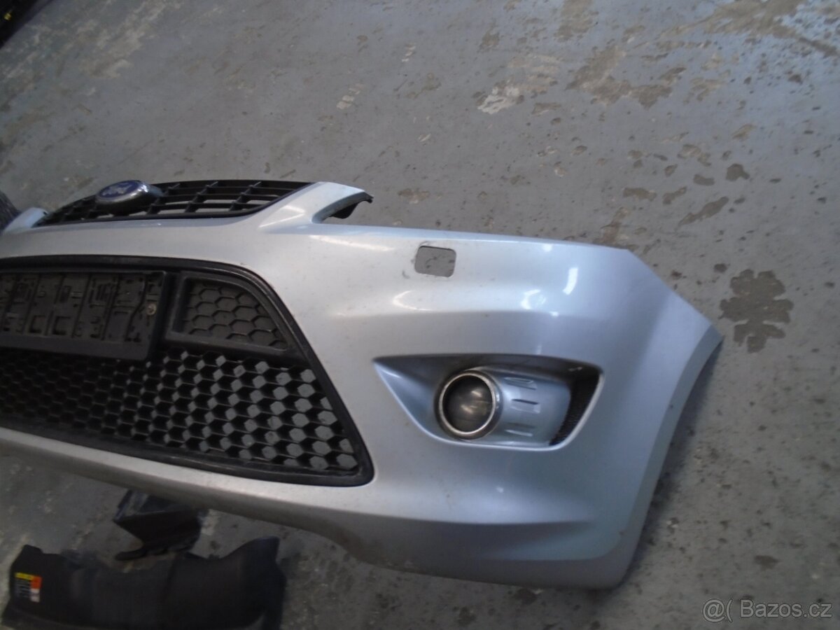 ford focus 2010 ST přední nárazník - 2