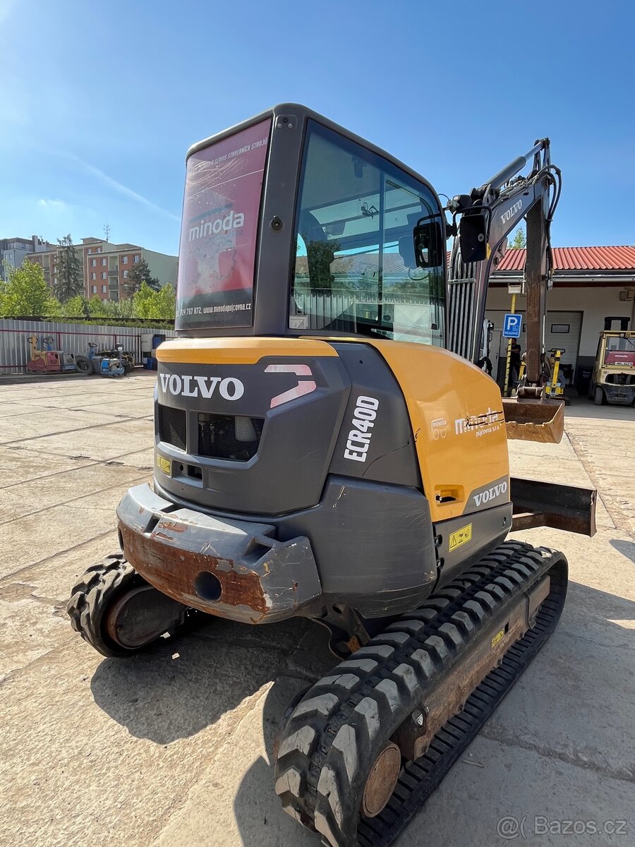 Minirypadlo VOLVO ECR 40D - 2