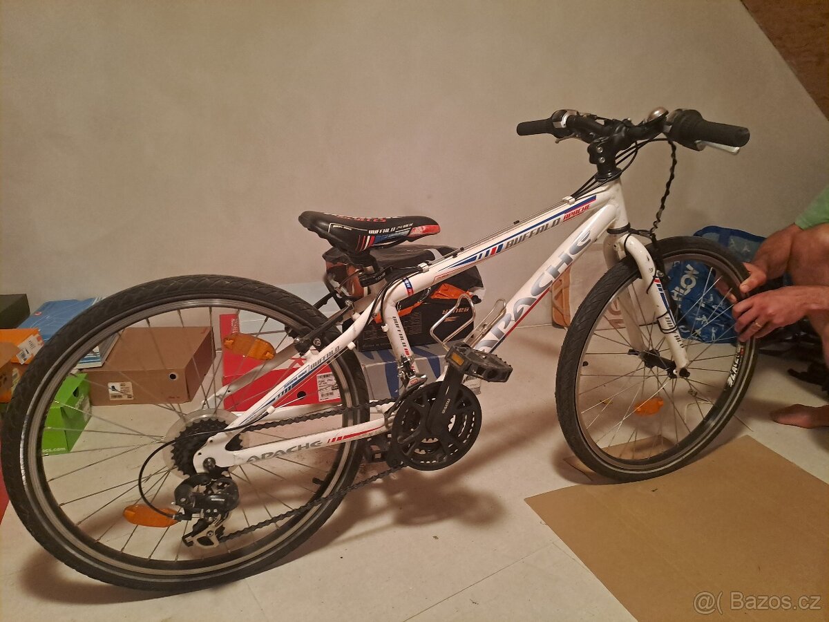 Junior kolo Apache, 24 palců - 2