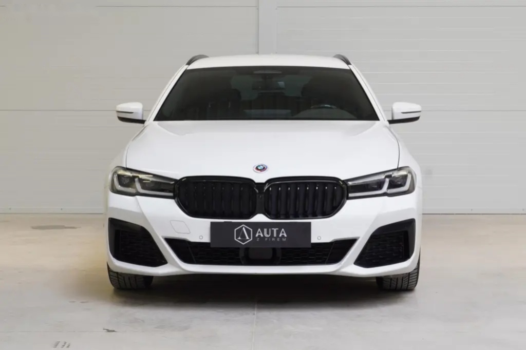 BMW Řada 5, 4x4,TAŽNÉ,DPH,ČR,Adaptiv LED - 2