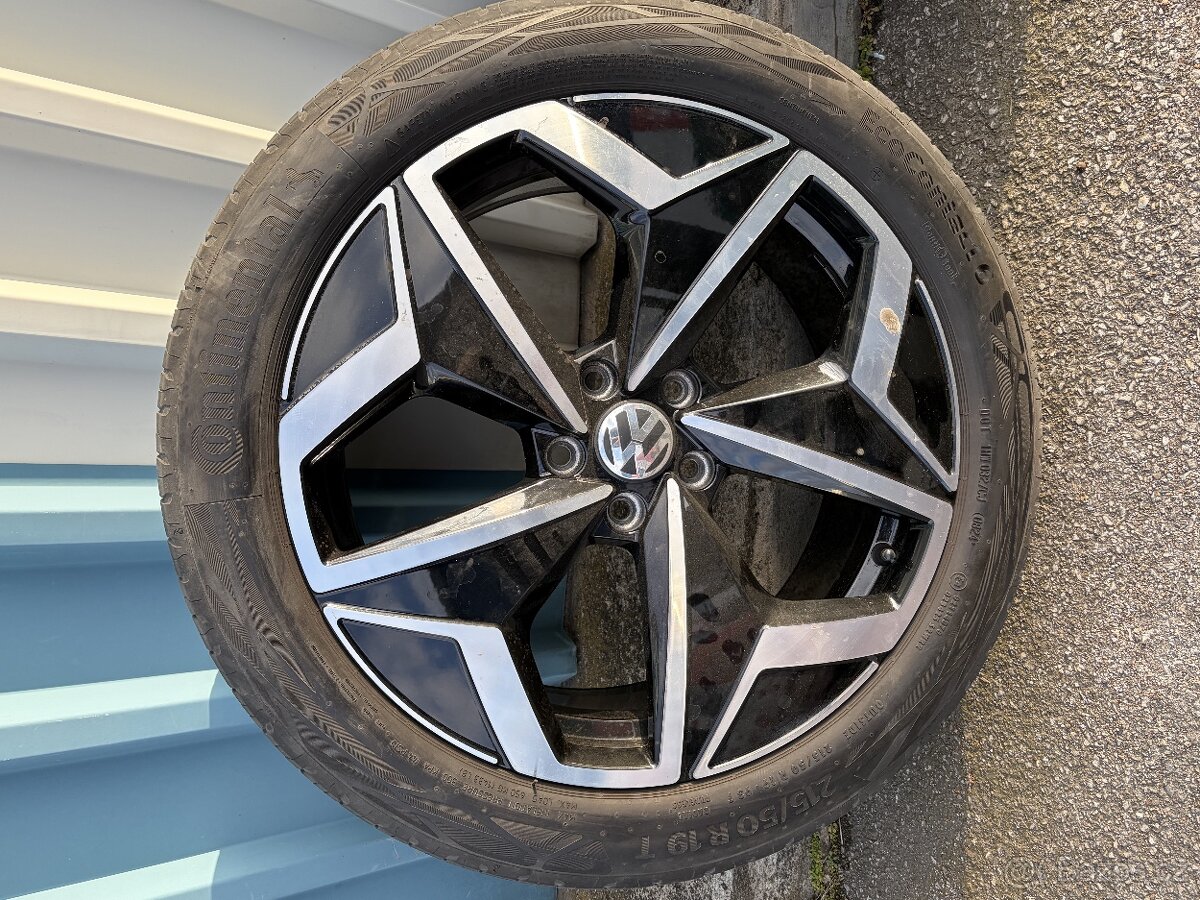 ID.3 originální ALU letní sada - 2