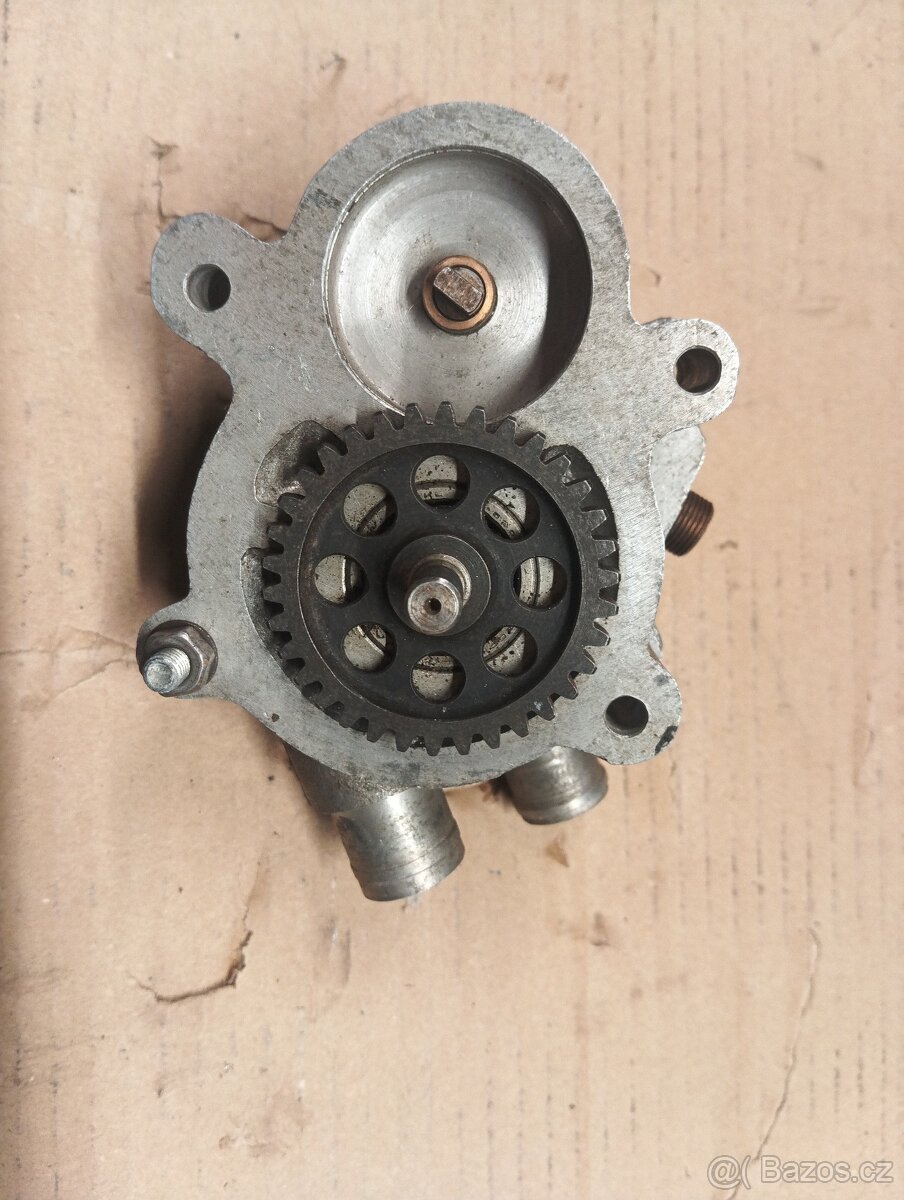 Yamaha Tz vodní pumpa - 2