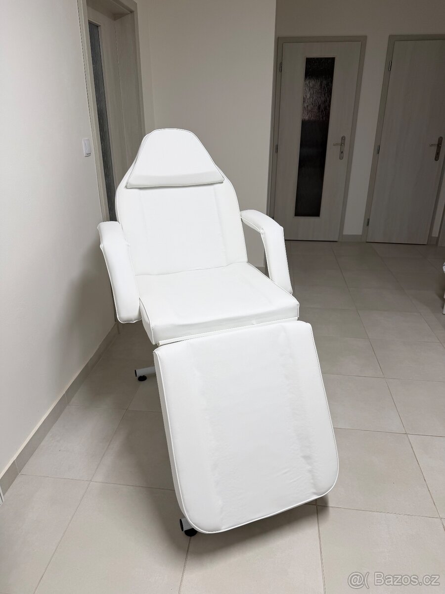 Kosmetické lehátko - 2
