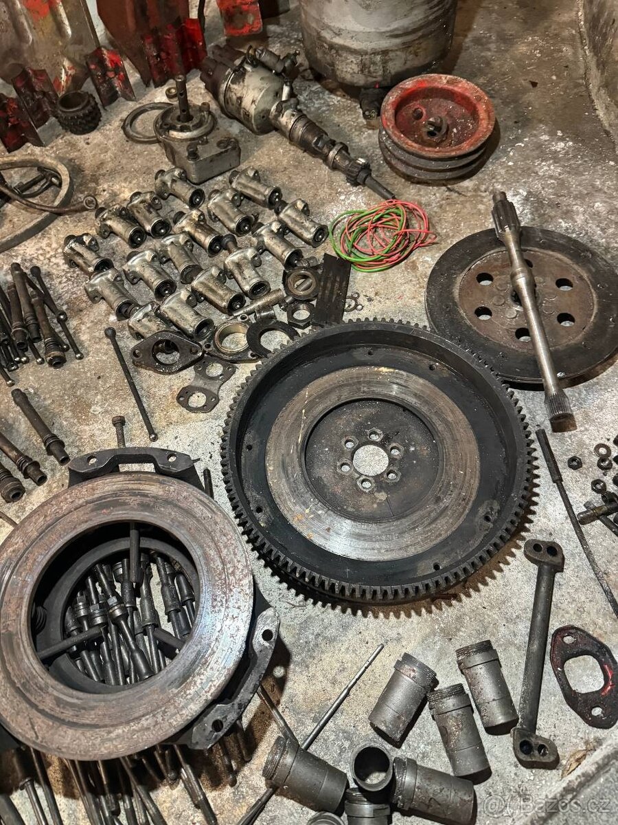 TATRA 603 náhradní díly - 2